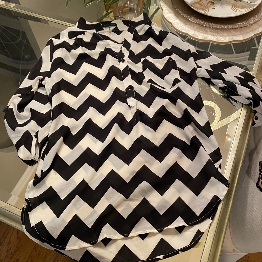 Chevron tunic top